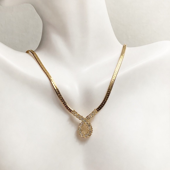 EUC Vintage 1980s Avon Gold Cubic Zirconia Pendant Necklace - Picture 5 of 8